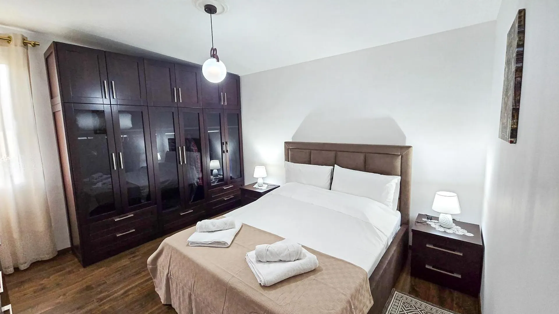 Lake Park 2Br Apartment Tirana
