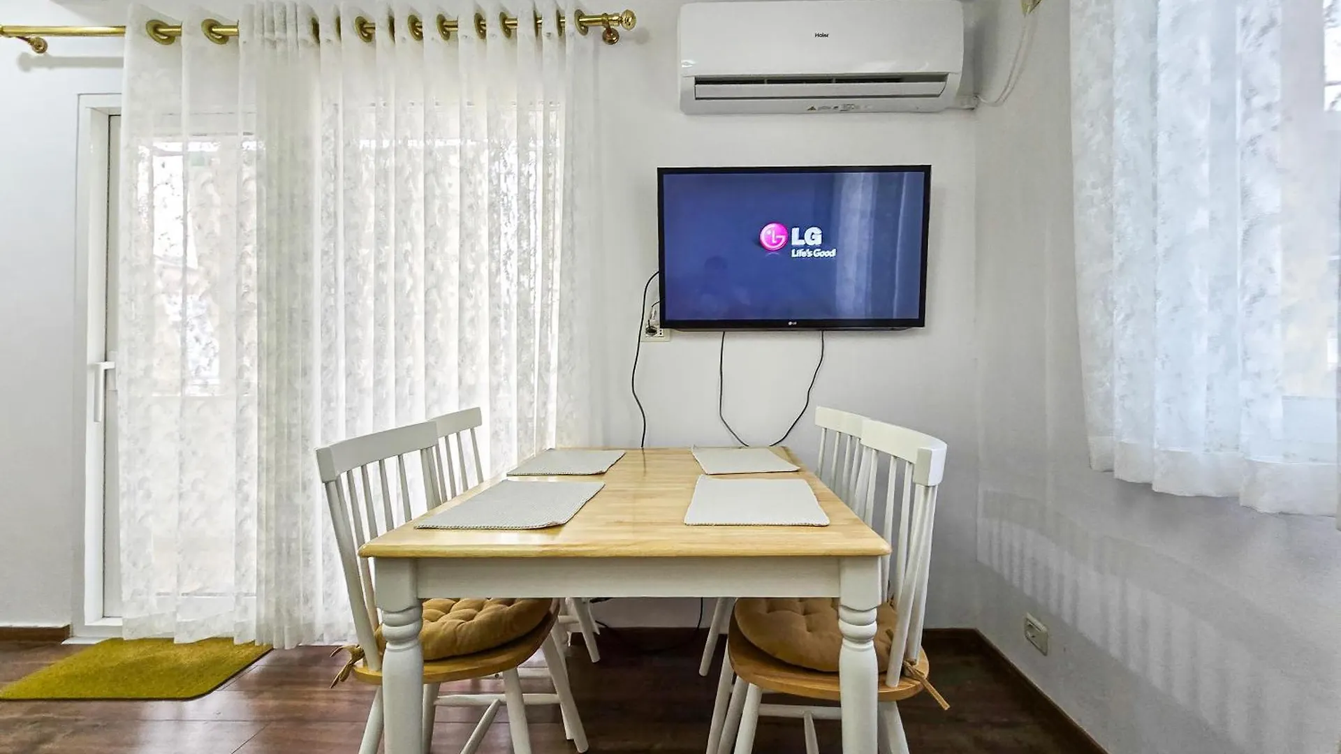 Lake Park 2Br Apartment Tirana Albania