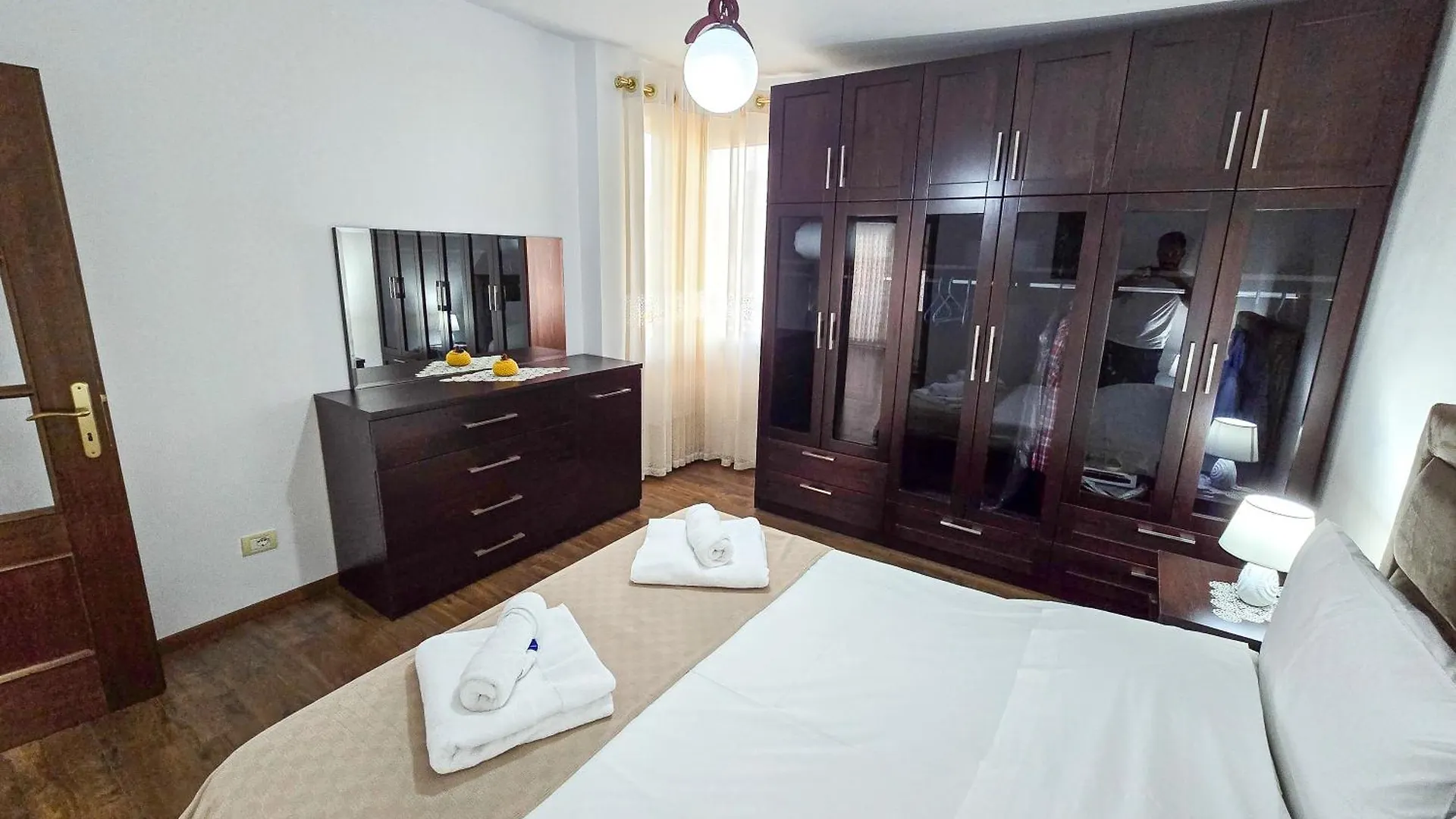 Lake Park 2Br Apartment Tirana Albania