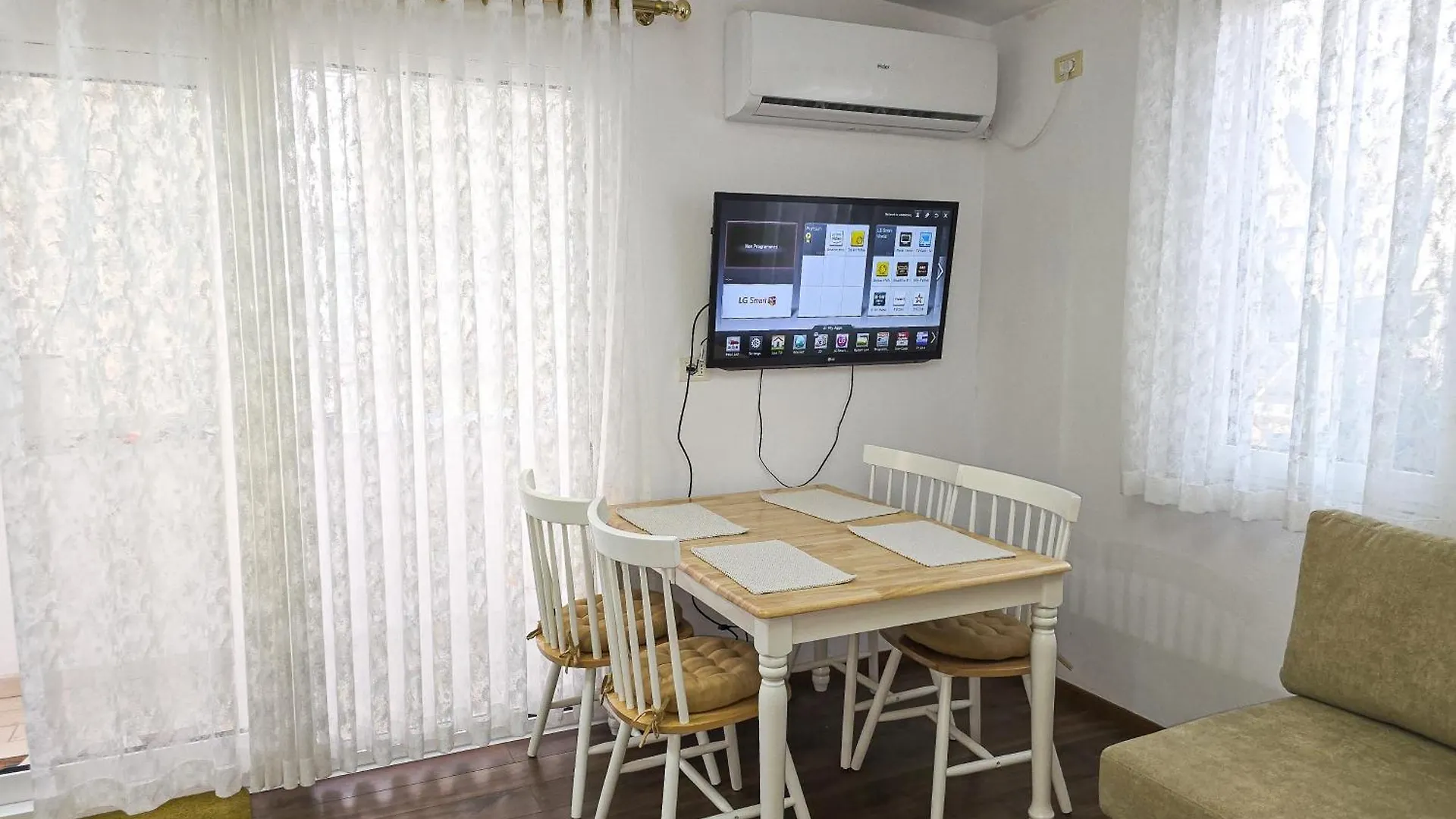 Lake Park 2Br Apartment Tirana Albania